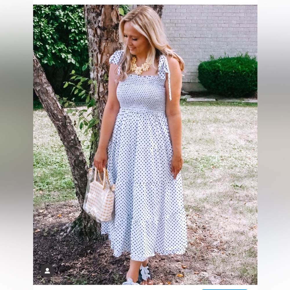 BlushMark White and Black Tie Sleeve Maxi Dress